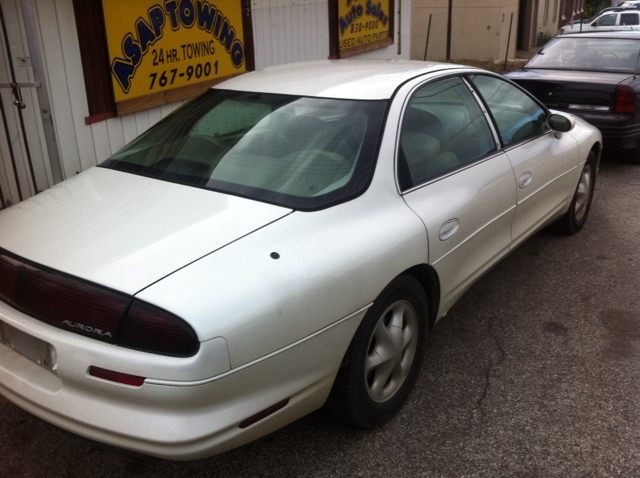 Oldsmobile Aurora Base Sedan