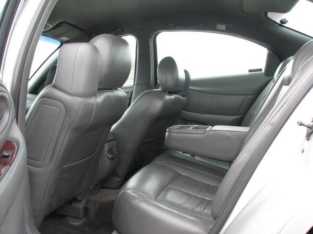 Oldsmobile Aurora 2001 photo 3