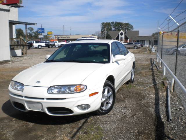 Oldsmobile Aurora 2001 photo 1