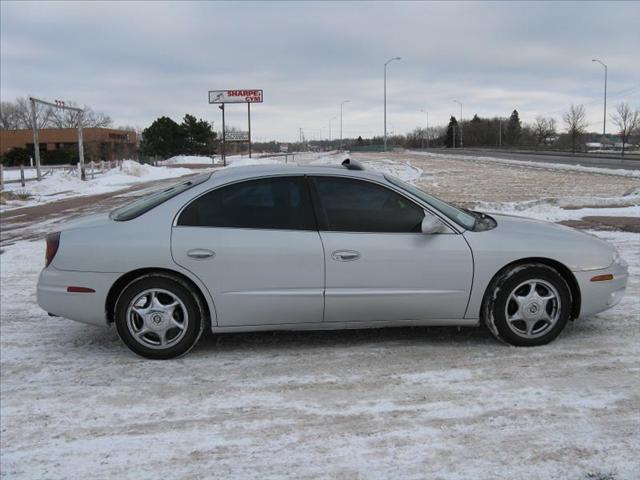 Oldsmobile Aurora 2001 photo 2