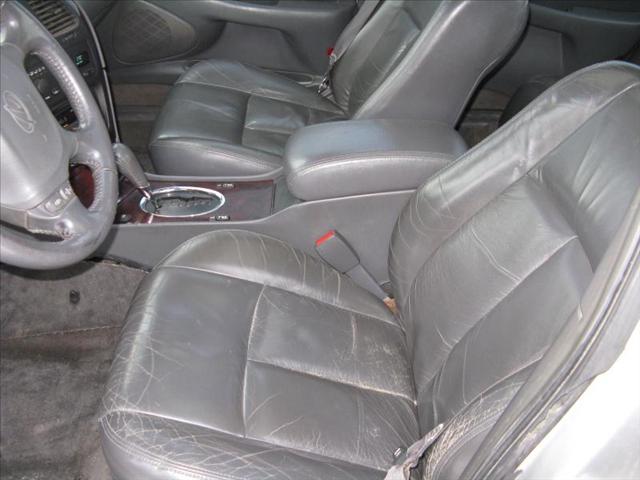 Oldsmobile Aurora 2001 photo 3