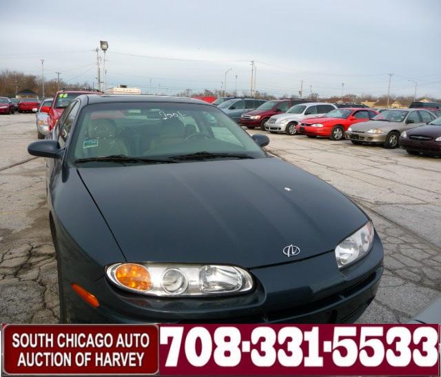 Oldsmobile Aurora Base Sedan
