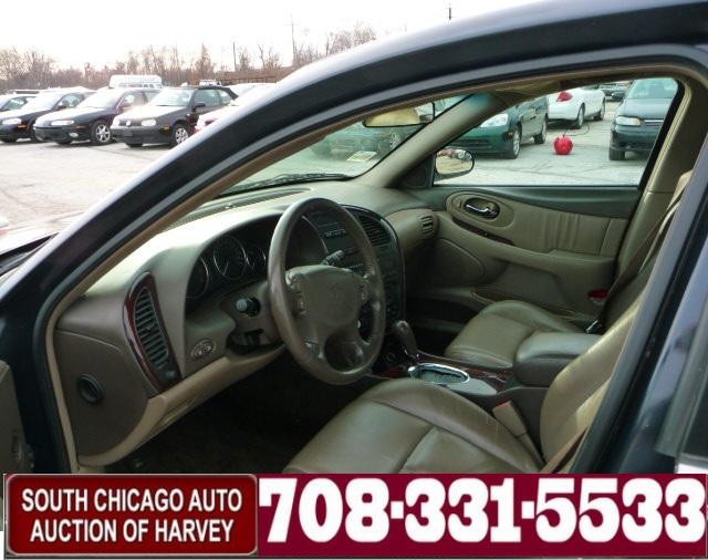 Oldsmobile Aurora 2001 photo 2