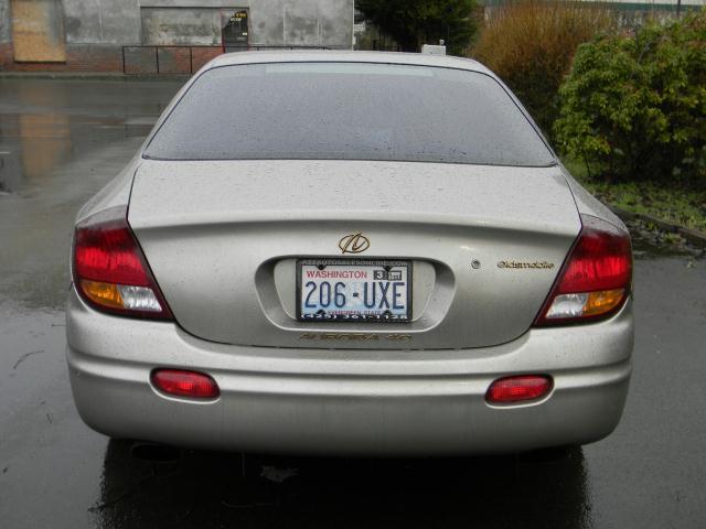 Oldsmobile Aurora 2001 photo 3