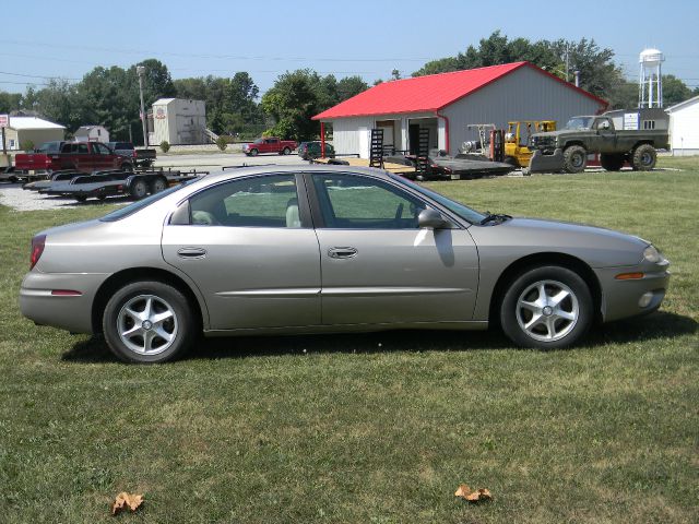 Oldsmobile Aurora 2001 photo 1
