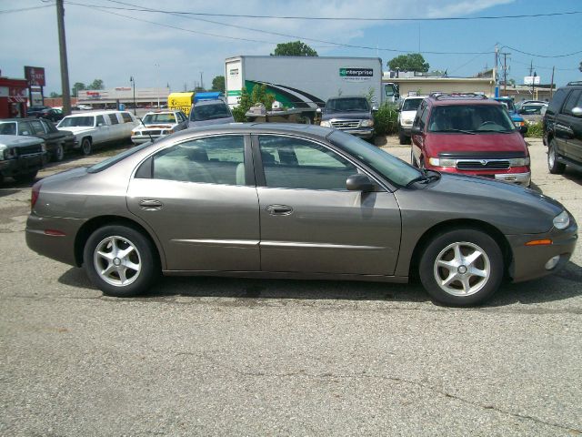 Oldsmobile Aurora 2001 photo 3