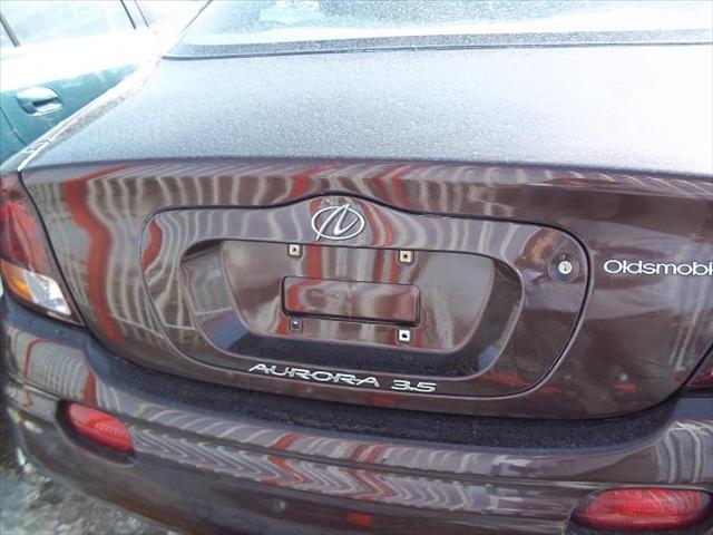 Oldsmobile Aurora 2001 photo 3
