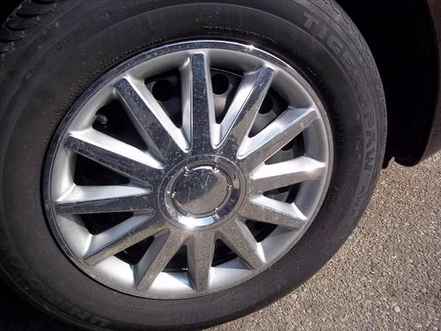 Oldsmobile Aurora 2001 photo 4