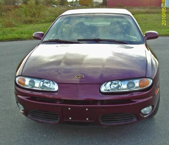 Oldsmobile Aurora 2001 photo 1
