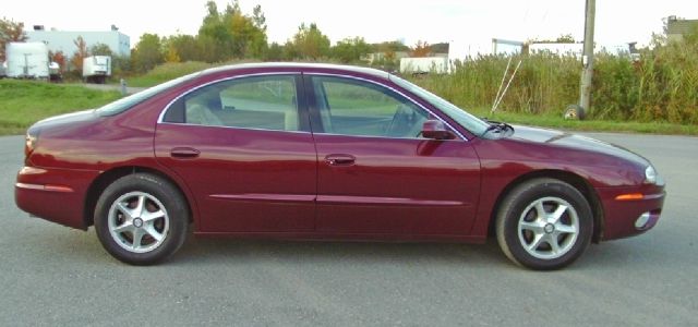 Oldsmobile Aurora 2001 photo 3
