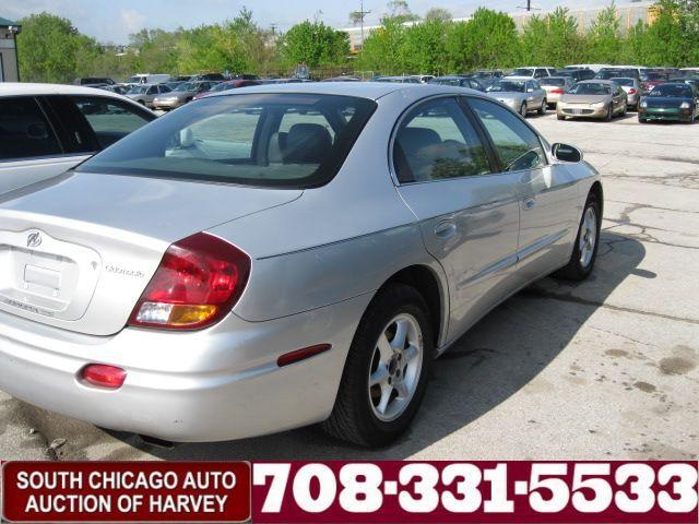 Oldsmobile Aurora 2001 photo 1