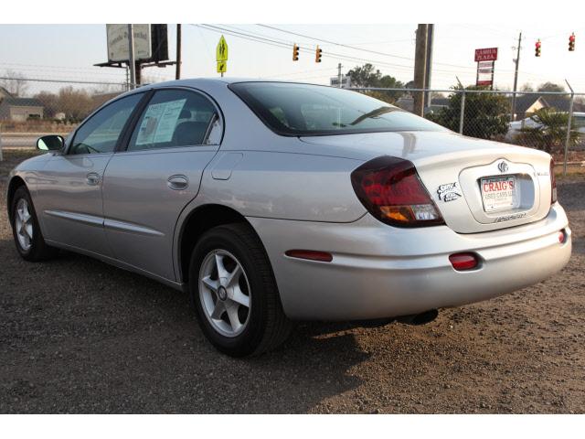 Oldsmobile Aurora 2001 photo 2