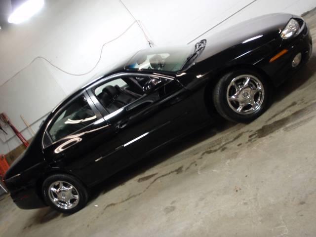 Oldsmobile Aurora 2001 photo 1