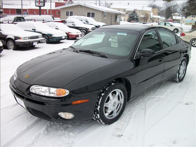 Oldsmobile Aurora Base Sedan