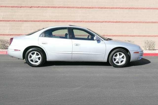 Oldsmobile Aurora 2001 photo 4