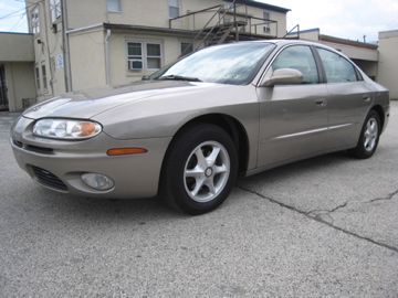 Oldsmobile Aurora 2001 photo 4