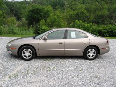Oldsmobile Aurora 2001 photo 1