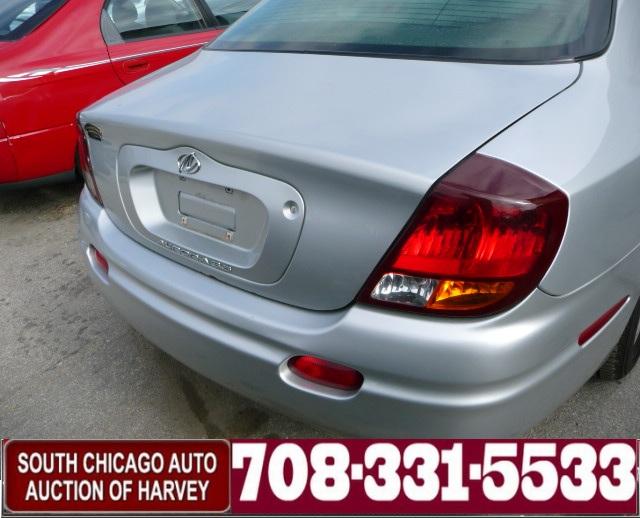 Oldsmobile Aurora 2001 photo 1