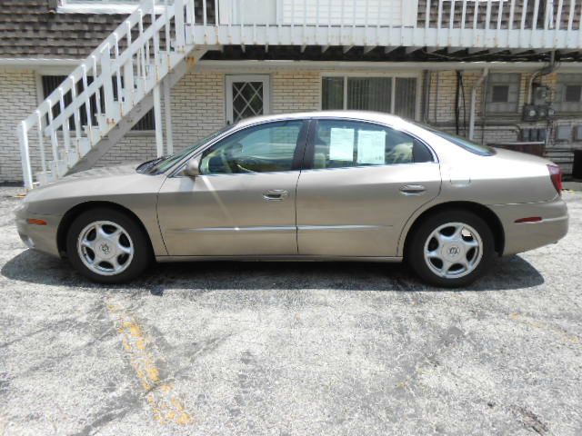 Oldsmobile Aurora 2001 photo 14