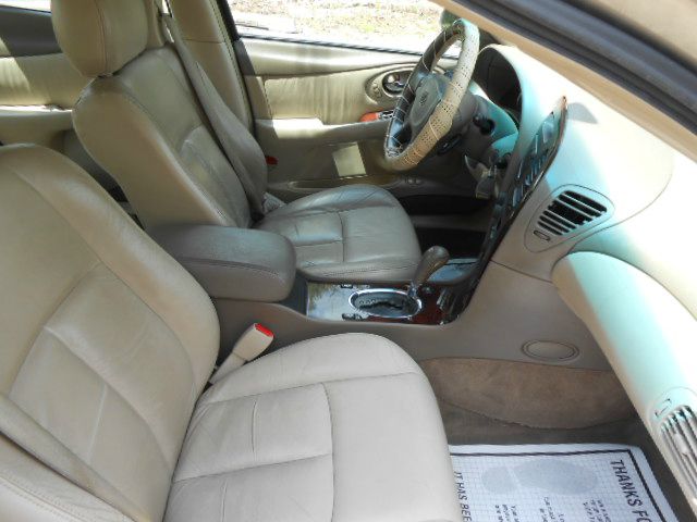 Oldsmobile Aurora 2001 photo 9