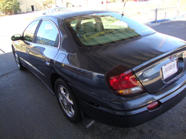 Oldsmobile Aurora 2001 photo 4