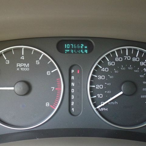 Oldsmobile Aurora 2002 photo 2