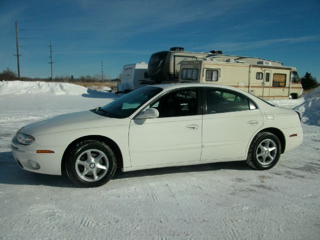 Oldsmobile Aurora 2002 photo 4