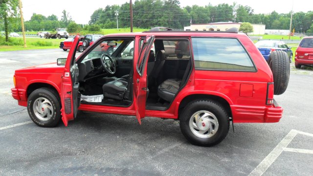 Oldsmobile Bravada X SUV