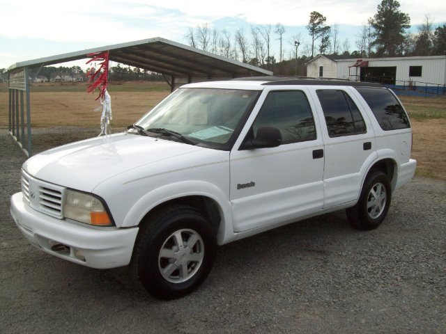 Oldsmobile Bravada 1998 photo 4