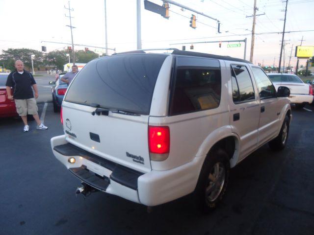 Oldsmobile Bravada 1998 photo 1