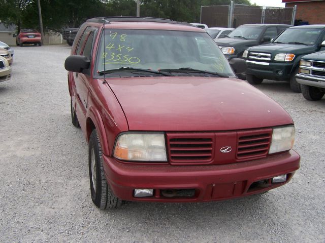 Oldsmobile Bravada Base SUV