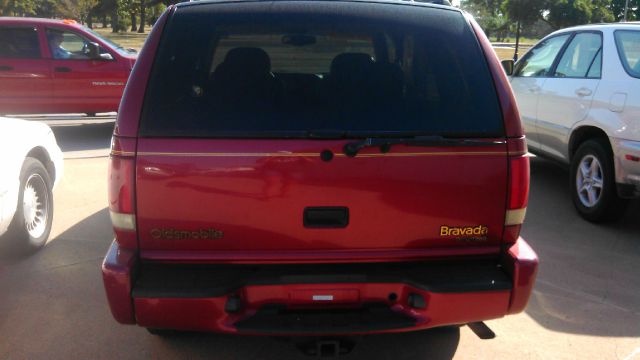 Oldsmobile Bravada 1999 photo 1