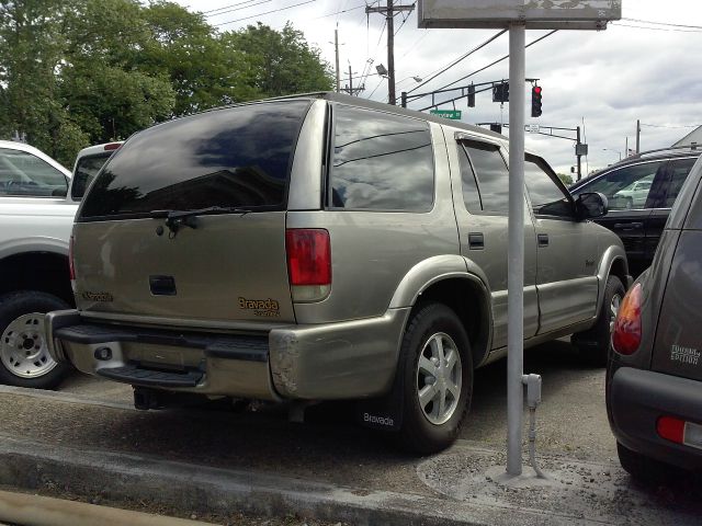 Oldsmobile Bravada 1999 photo 1