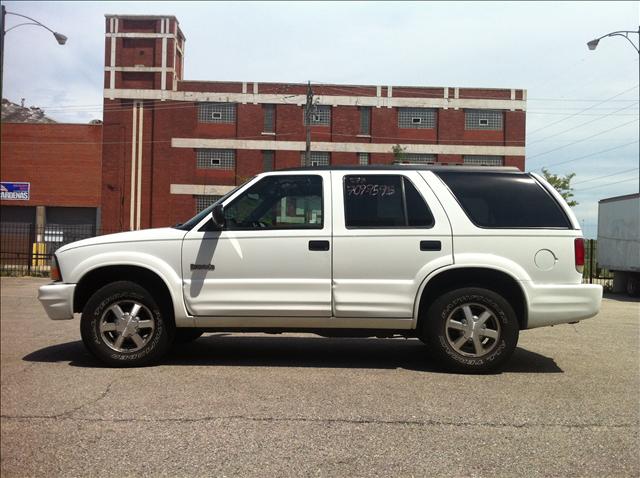 Oldsmobile Bravada 2000 photo 4
