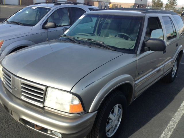 Oldsmobile Bravada 2000 photo 2