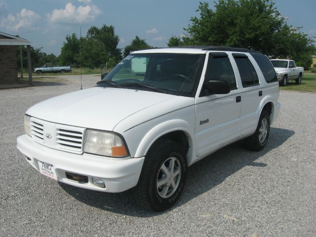 Oldsmobile Bravada EX - DUAL Power Doors SUV