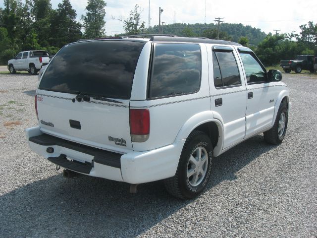 Oldsmobile Bravada 2000 photo 3
