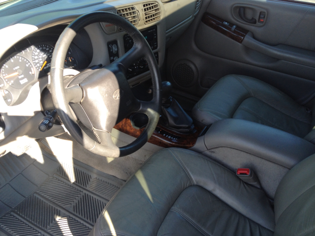 Oldsmobile Bravada 2000 photo 1