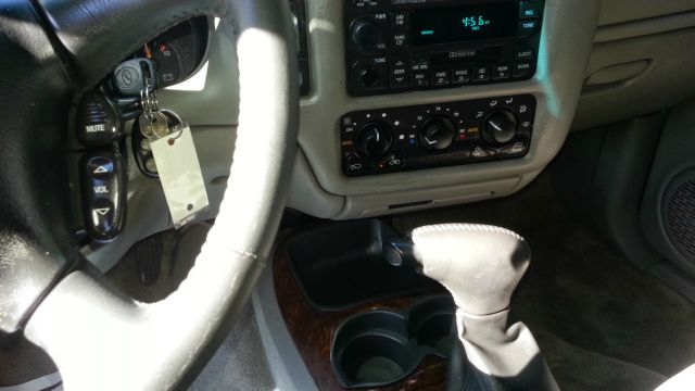 Oldsmobile Bravada 2001 photo 1