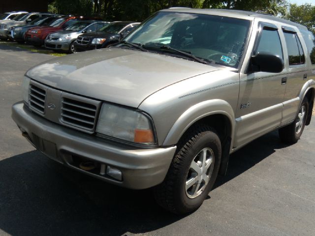 Oldsmobile Bravada 2001 photo 1