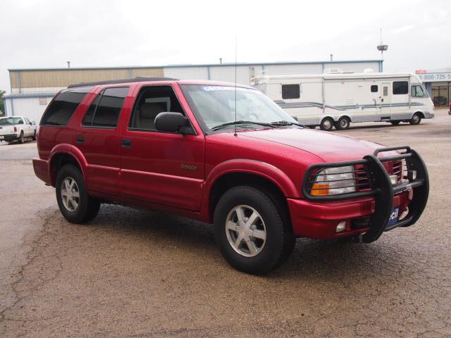 Oldsmobile Bravada 2001 photo 2