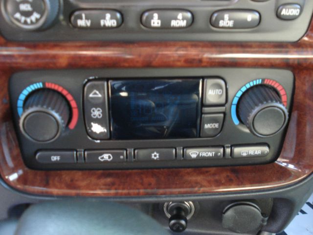 Oldsmobile Bravada 2002 photo 61