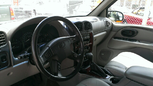 Oldsmobile Bravada 2002 photo 1