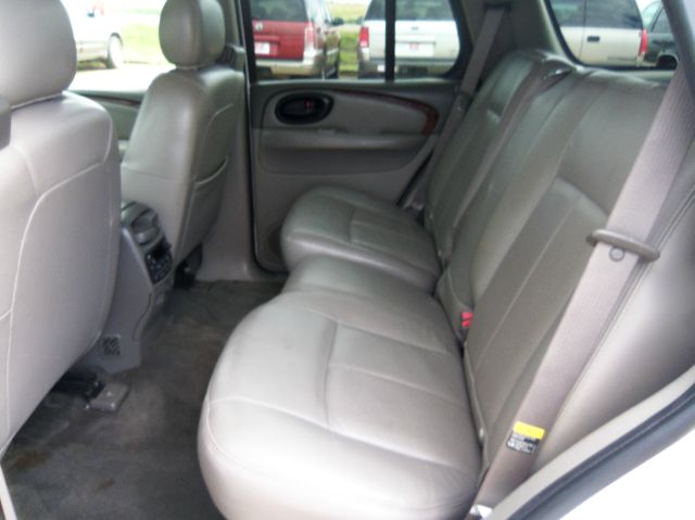 Oldsmobile Bravada 2004 photo 1