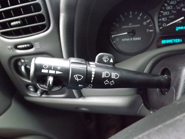 Oldsmobile Bravada 2004 photo 14