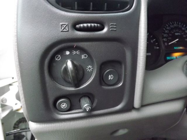 Oldsmobile Bravada 2004 photo 15