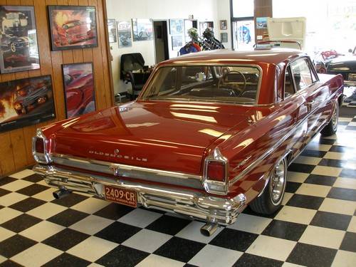 Oldsmobile CUTLASS 1963 photo 3