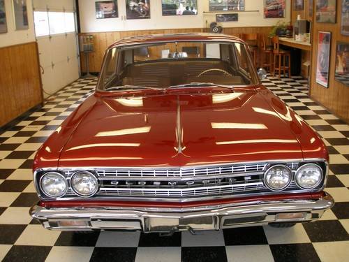 Oldsmobile CUTLASS 1963 photo 5