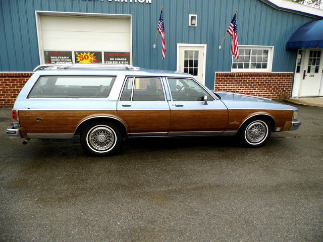Oldsmobile Custom Cruiser 1988 photo 6