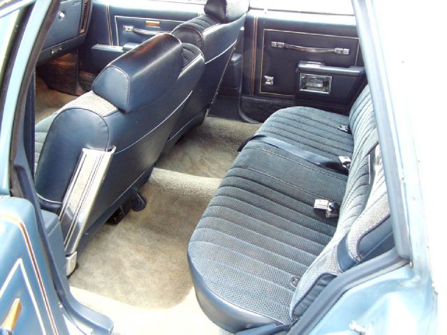 Oldsmobile Custom Cruiser 1988 photo 8